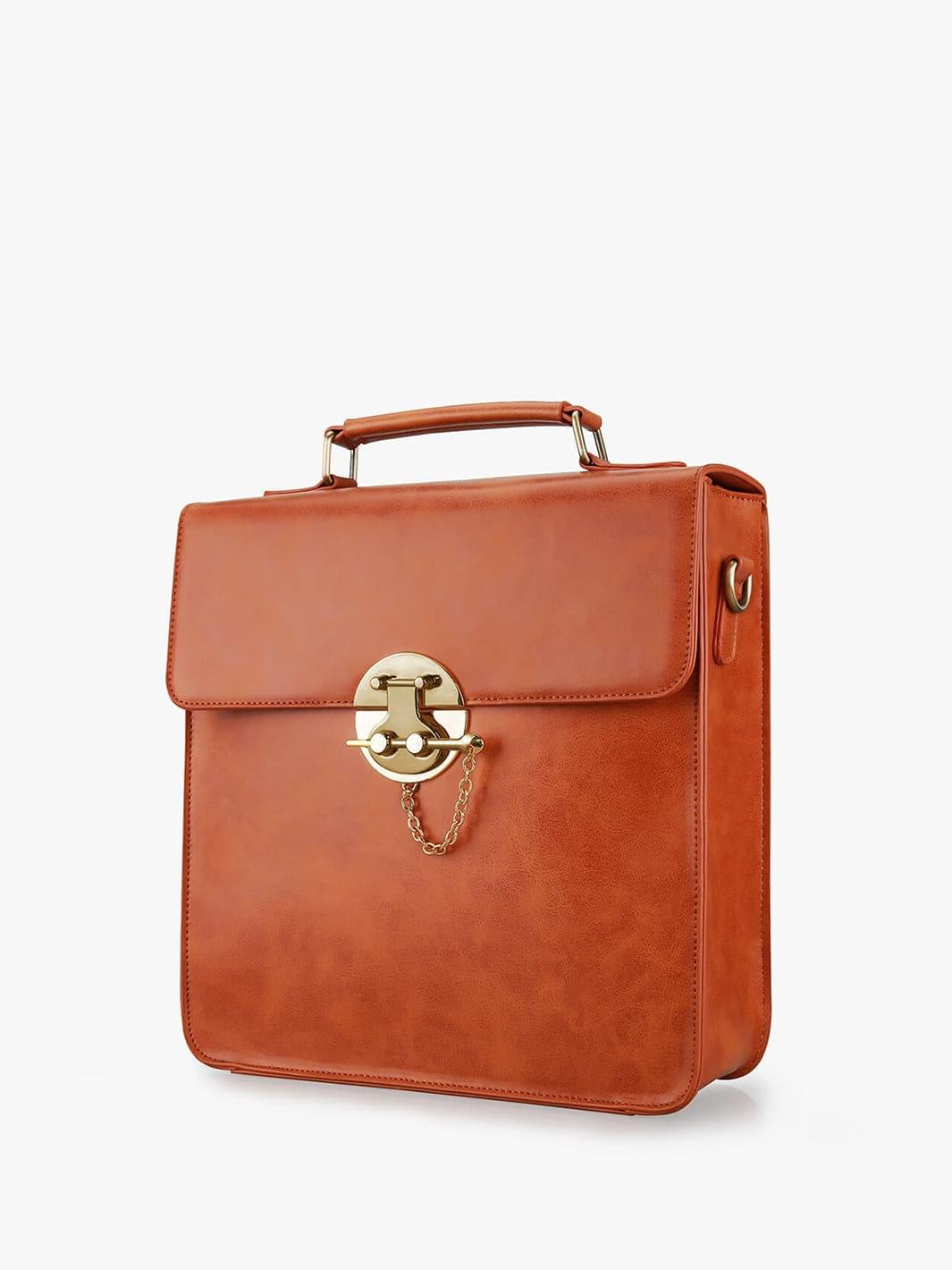 Cornelia - Vintage Small Flap Backpack